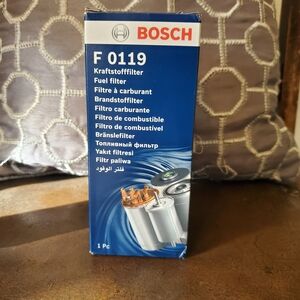 Bosch F 0119 automotive fuel filter, protect engine remove particulates & debris